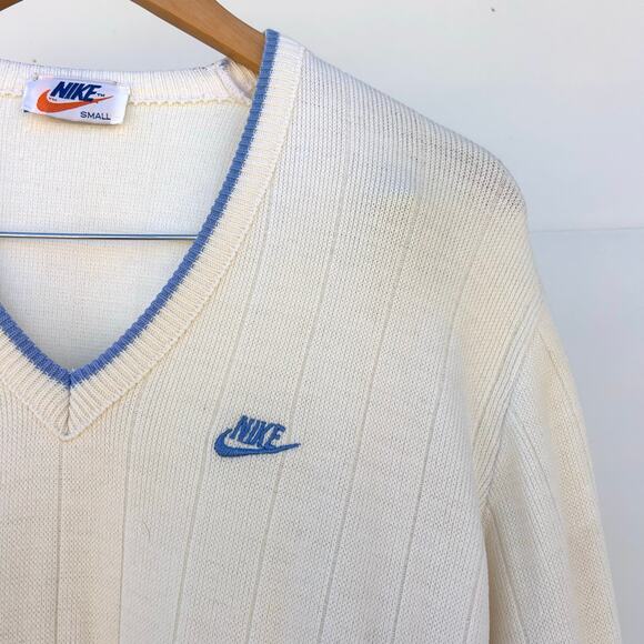 Vintage Nike White Blue V-Neck Sweater Preppy Tennis Knit Pullover 1980s Men’s - Picture 5 of 9
